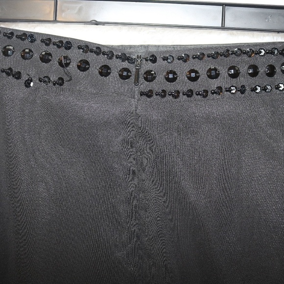 Custom made formal qown size 12 - Picture 5 of 8